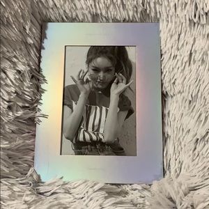 Chungha - Hands on Me / Kpop Album